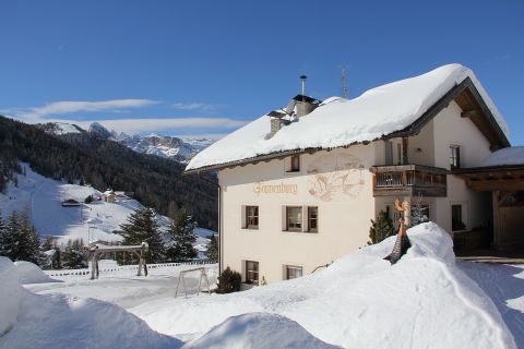 Appartamenti vacanza a San Cassiano in Alta Badia Immagine: appartamenti a San Cassiano
